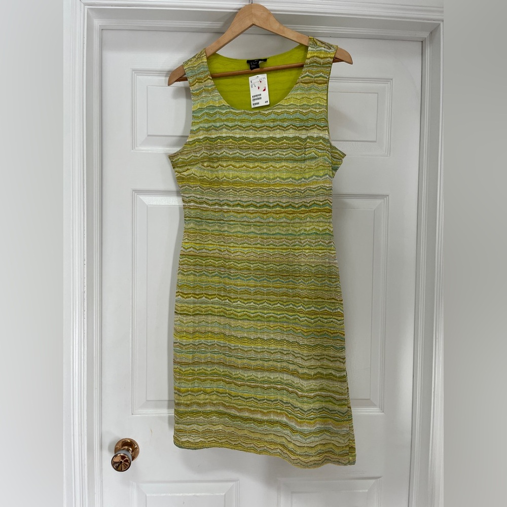NWT H&M groovy dress size large
